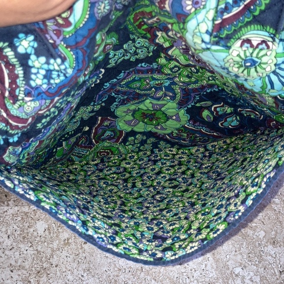 Vera Bradley Paisley Retired Blue Rhapsody Quilted MediumTote - Picture 5 of 11